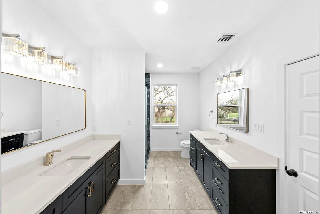 Photo of 110 San Antonio Blvd