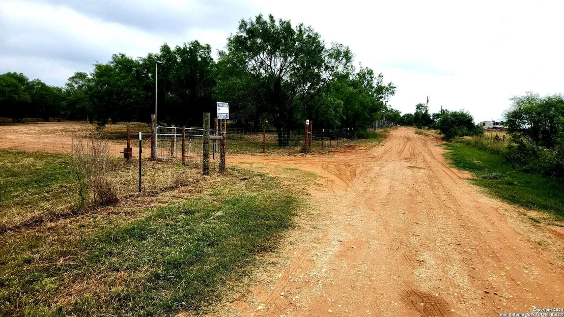 Photo of 1848 County Road 2557