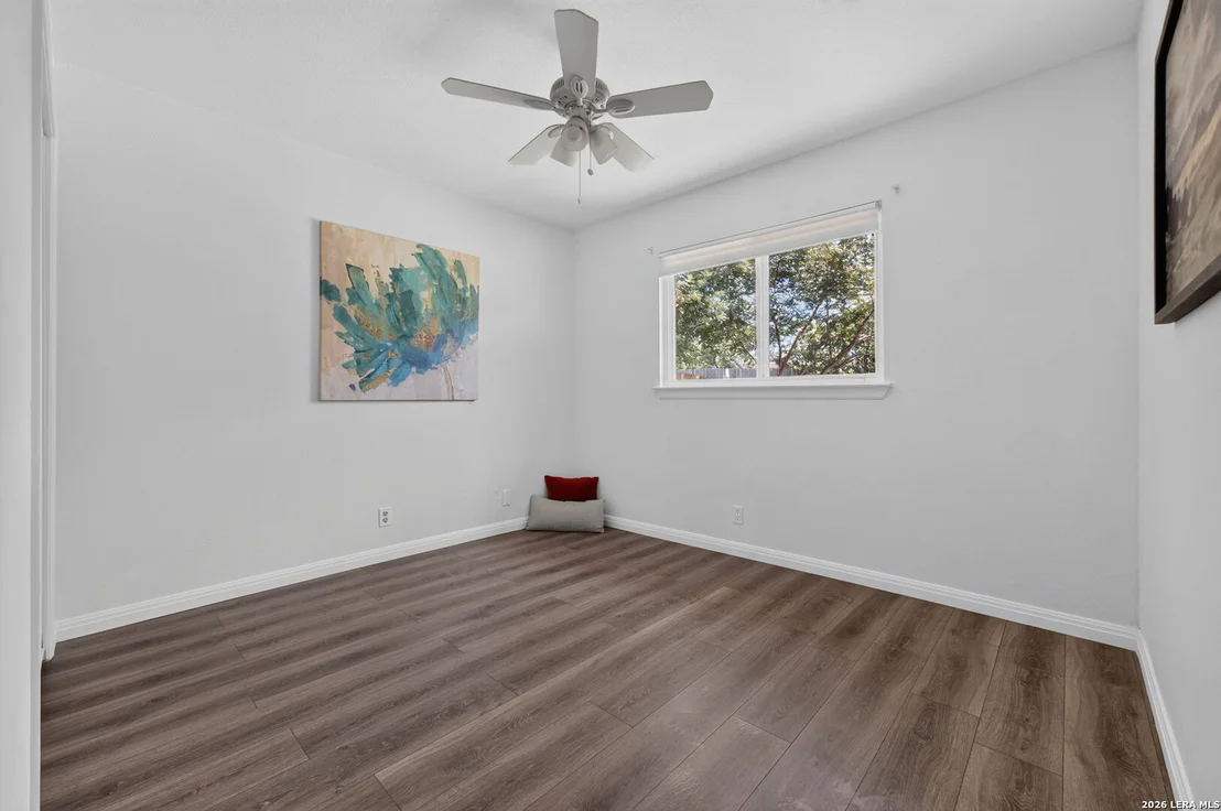 Photo of 9350 Cliff Way