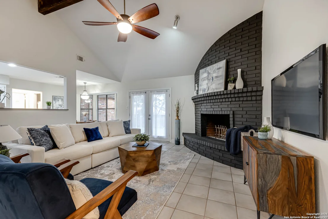 Photo of 7723 Crooked Brook