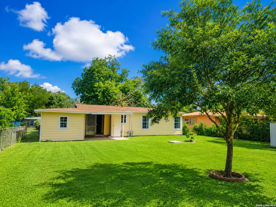 Photo of 338 Charcliff Dr