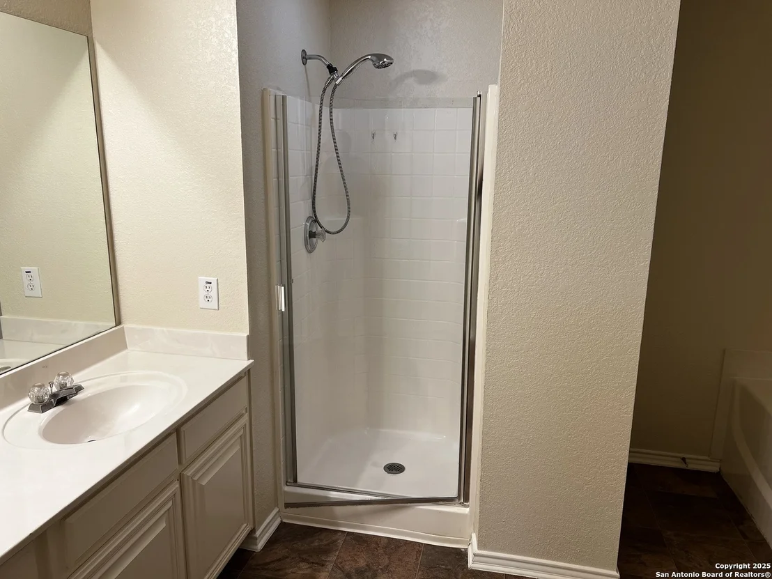 Photo of 12610 Point Sound