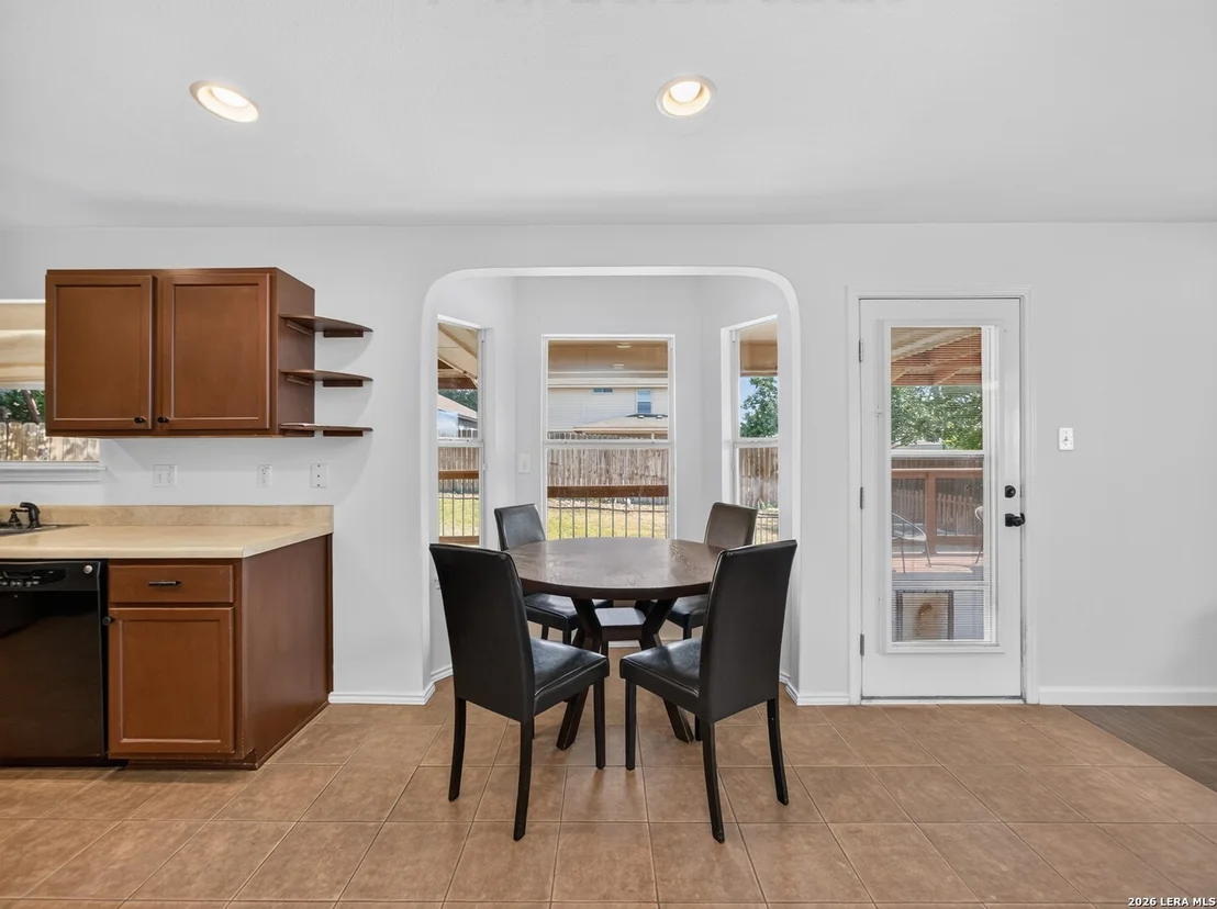 Photo of 10323 Briar Rose
