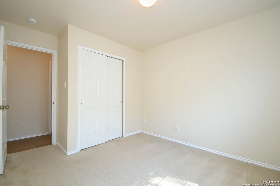 Photo of 6010 Ironmill Creek