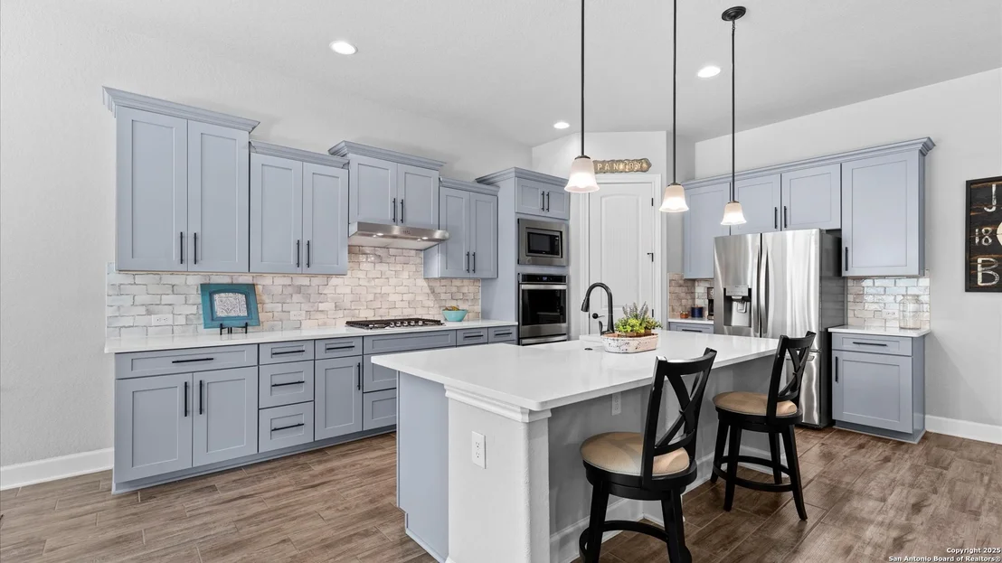 Photo of 1164 limestone