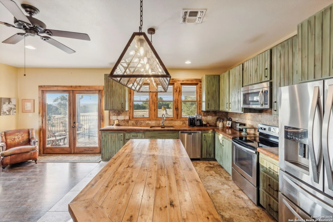 Photo of 232 N Stoneleigh Rd.
