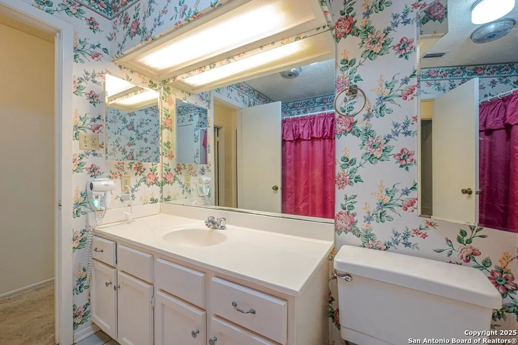 Photo of 23 Encino Loma