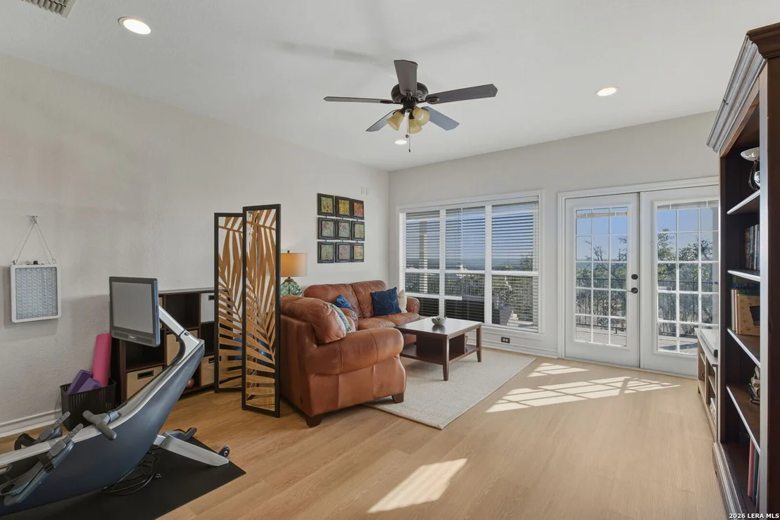 Photo of 103 HIGH SIERRA DR
