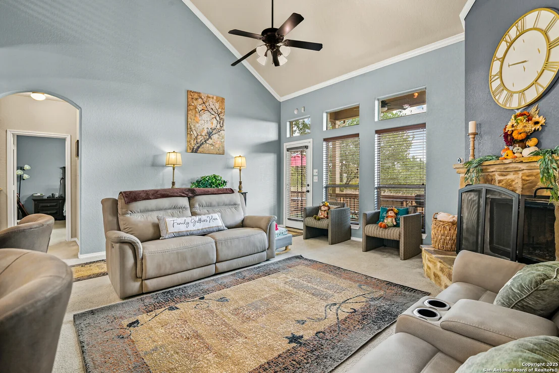 Photo of 25514 Thomas Oaks