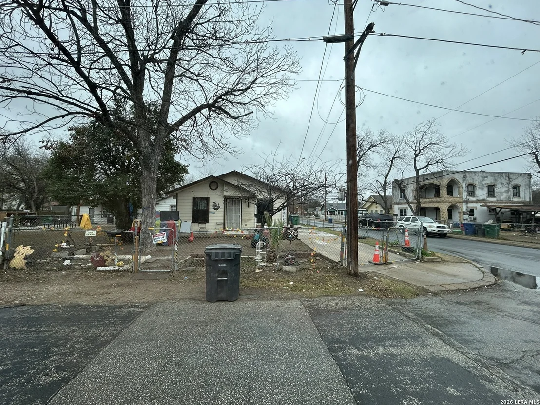 Photo of 114 Elliott