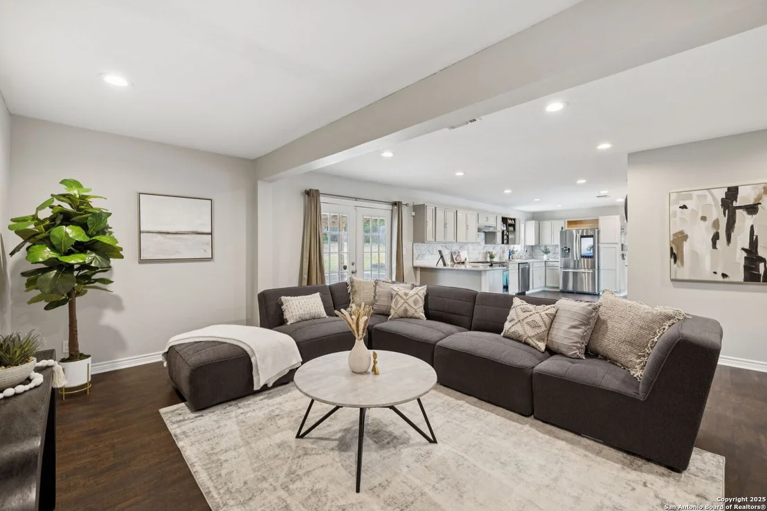 Photo of 4871 Evers
