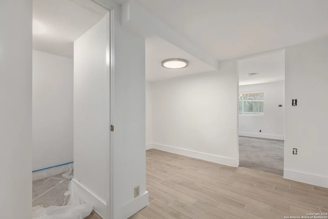 Photo of 1102 Mount Eden Dr