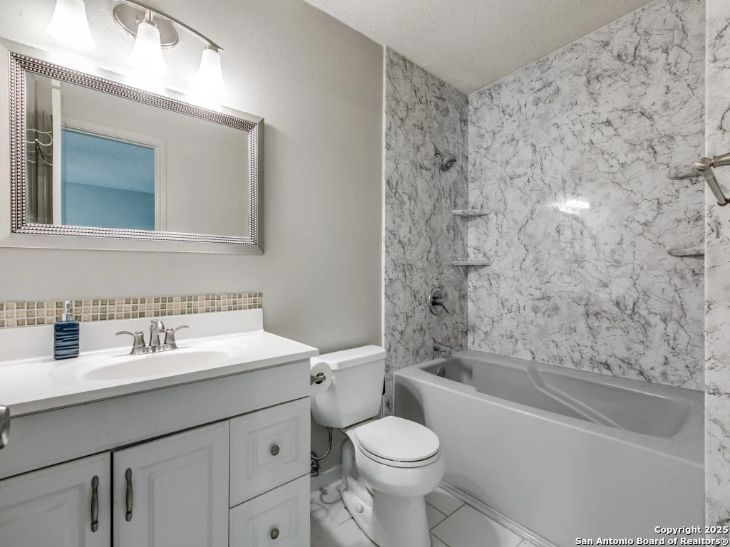 Photo of 6534 Beech Trail