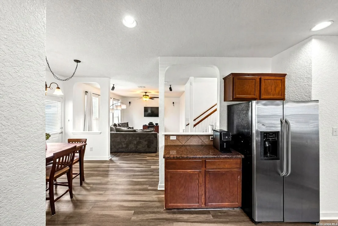 Photo of 6703 Karnes Leaf