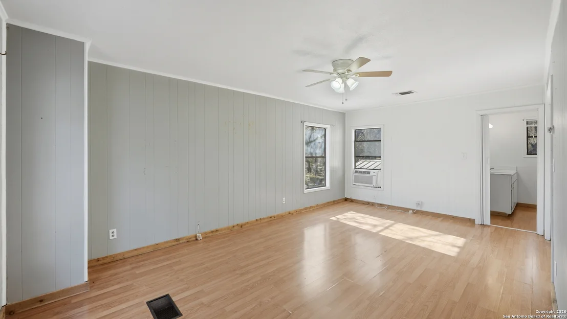 Photo of 1248 Edwards