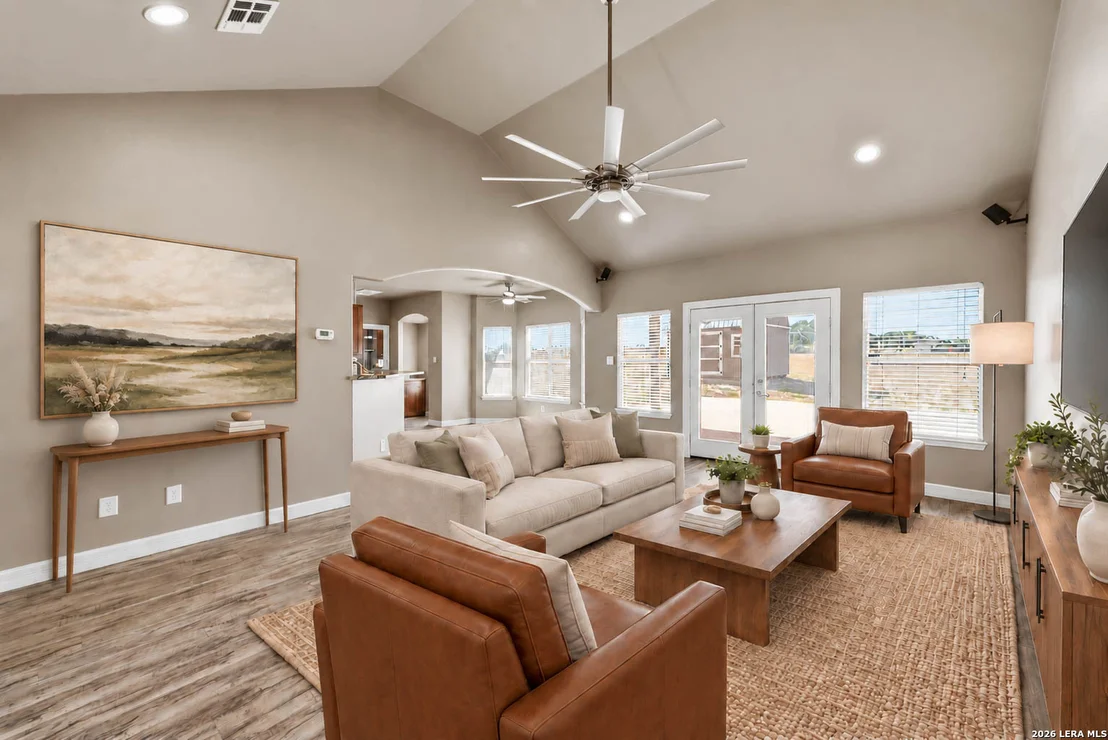 Photo of 353 BIG OAK DR