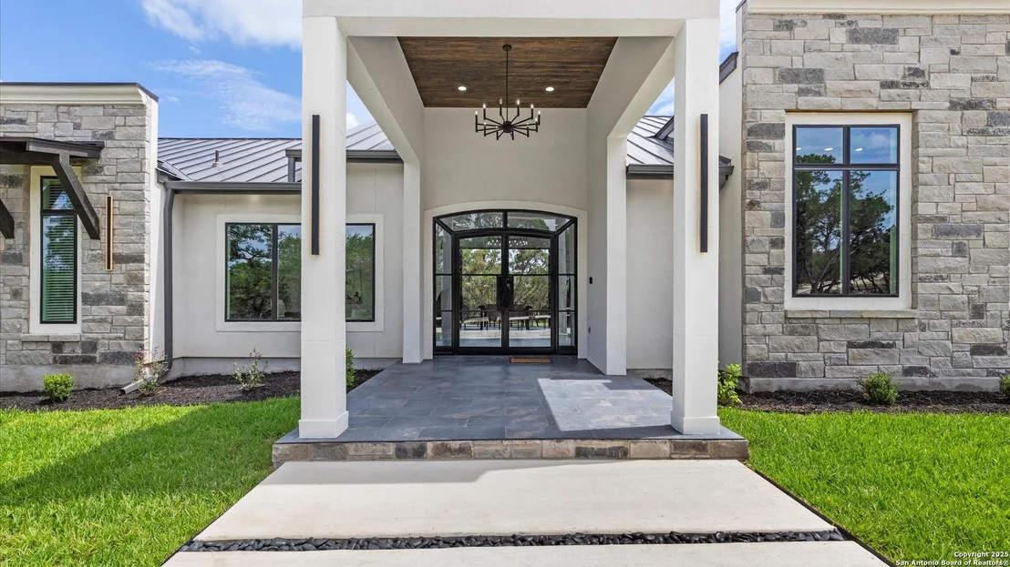 Photo of 22327 Scenic Loop Rd