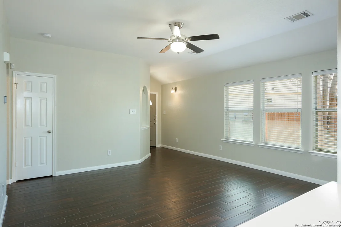 Photo of 12027 Mill Love