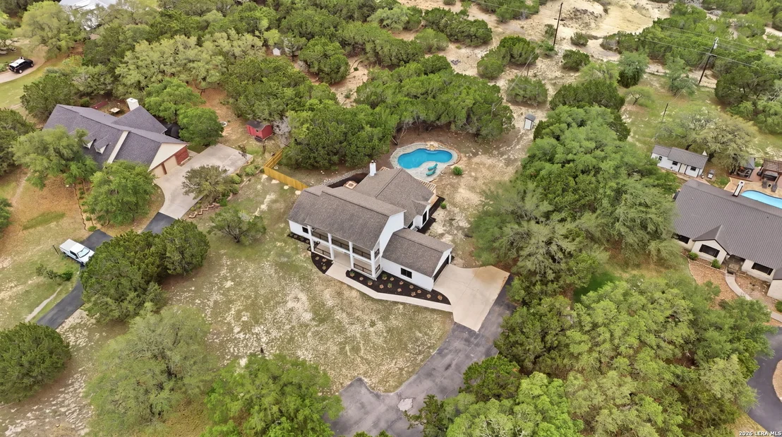 Photo of 150 LAKE VIEW DR