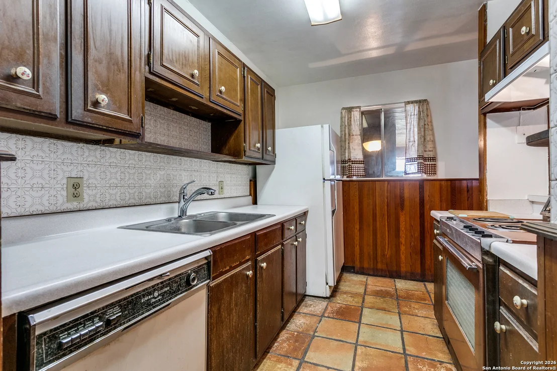 Photo of 2911 dall