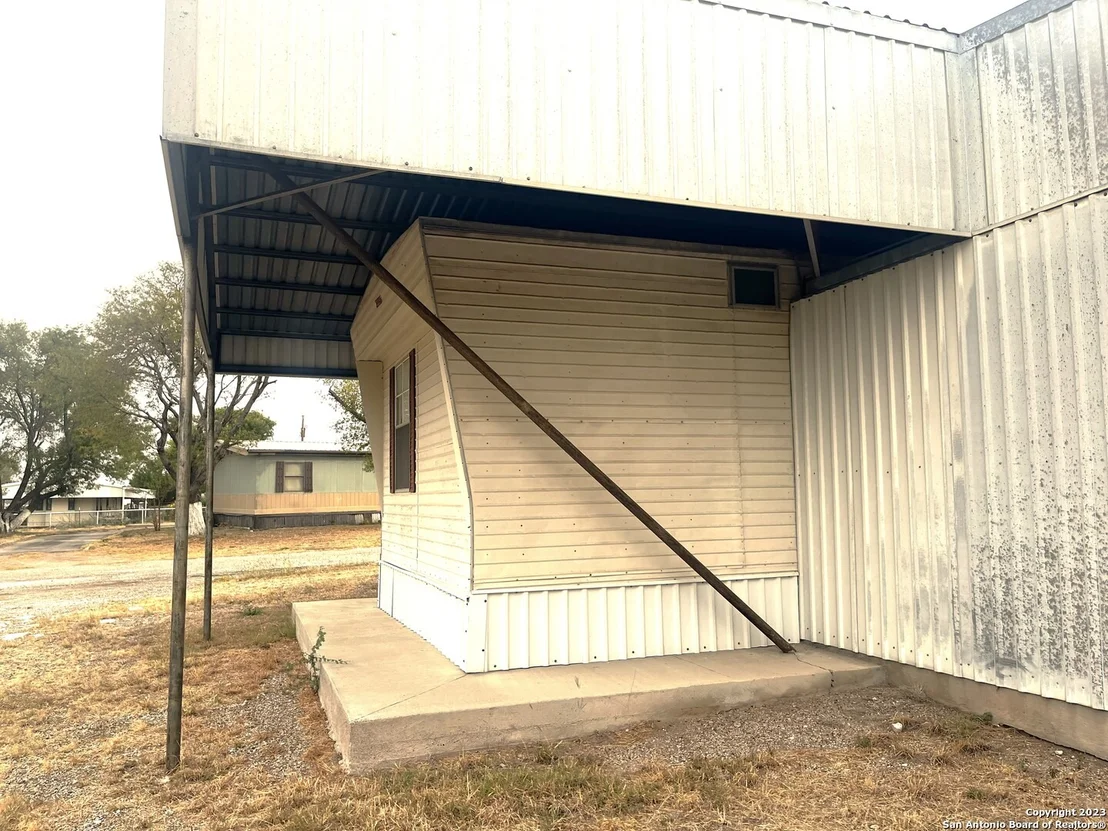 Photo of 407 River St