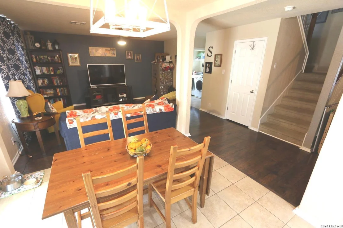 Photo of 11906 Cheney Glen