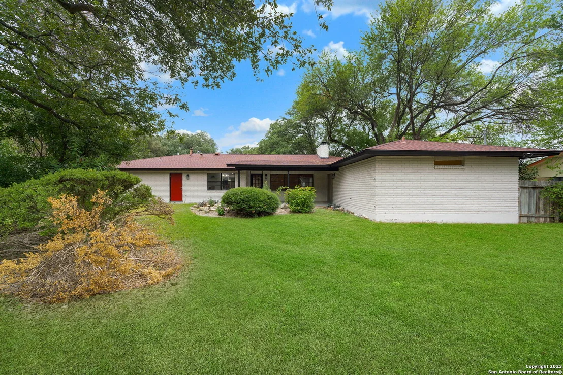 Photo of 518 SUNHAVEN DR
