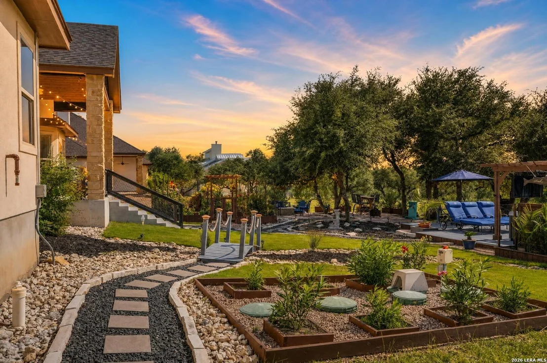Photo of 2326 Cascada Pkwy