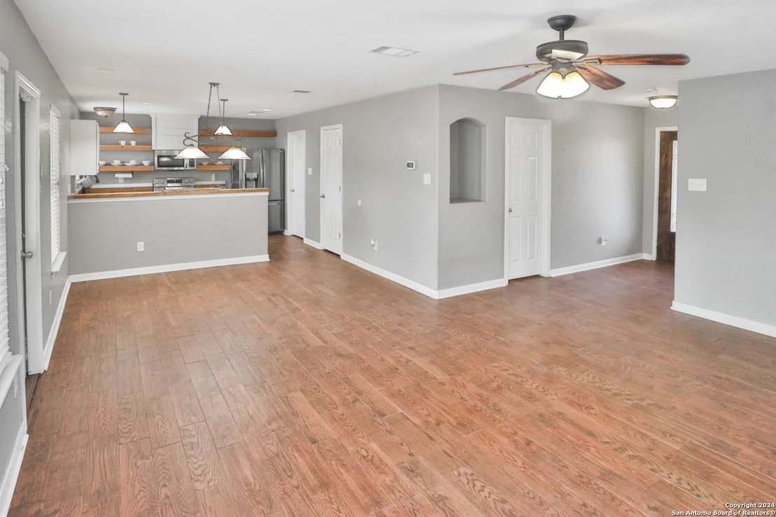 Photo of 14914 BECKER BND