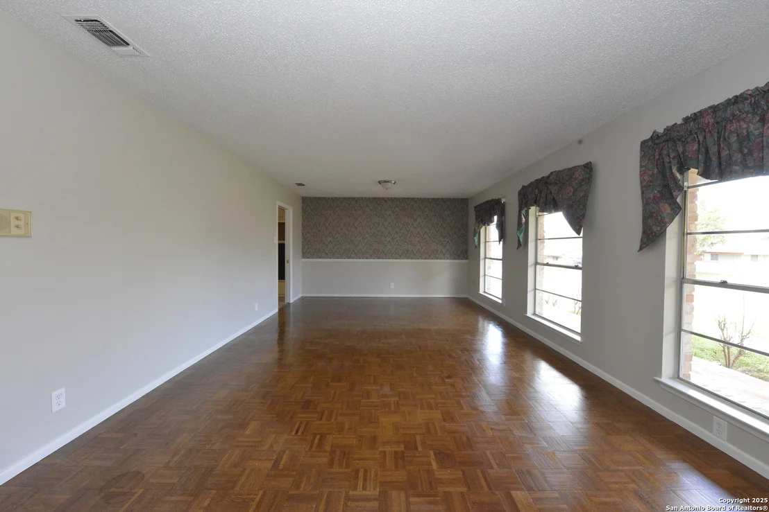 Photo of 706 Richfield