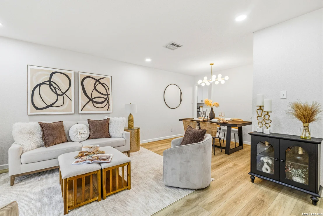 Photo of 6707 FOREST GRV