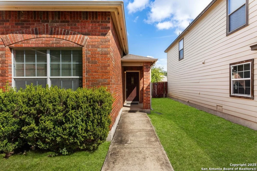 Photo of 10131 Bermuda Trace