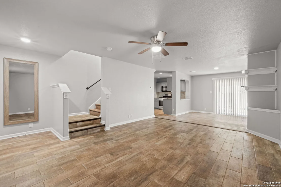 Photo of 2326 Camberly