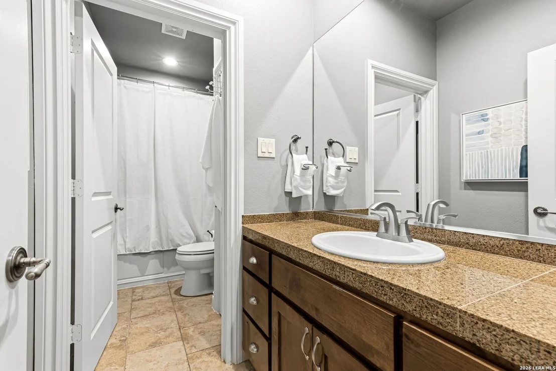 Photo of 900 INDIGO RUN DR