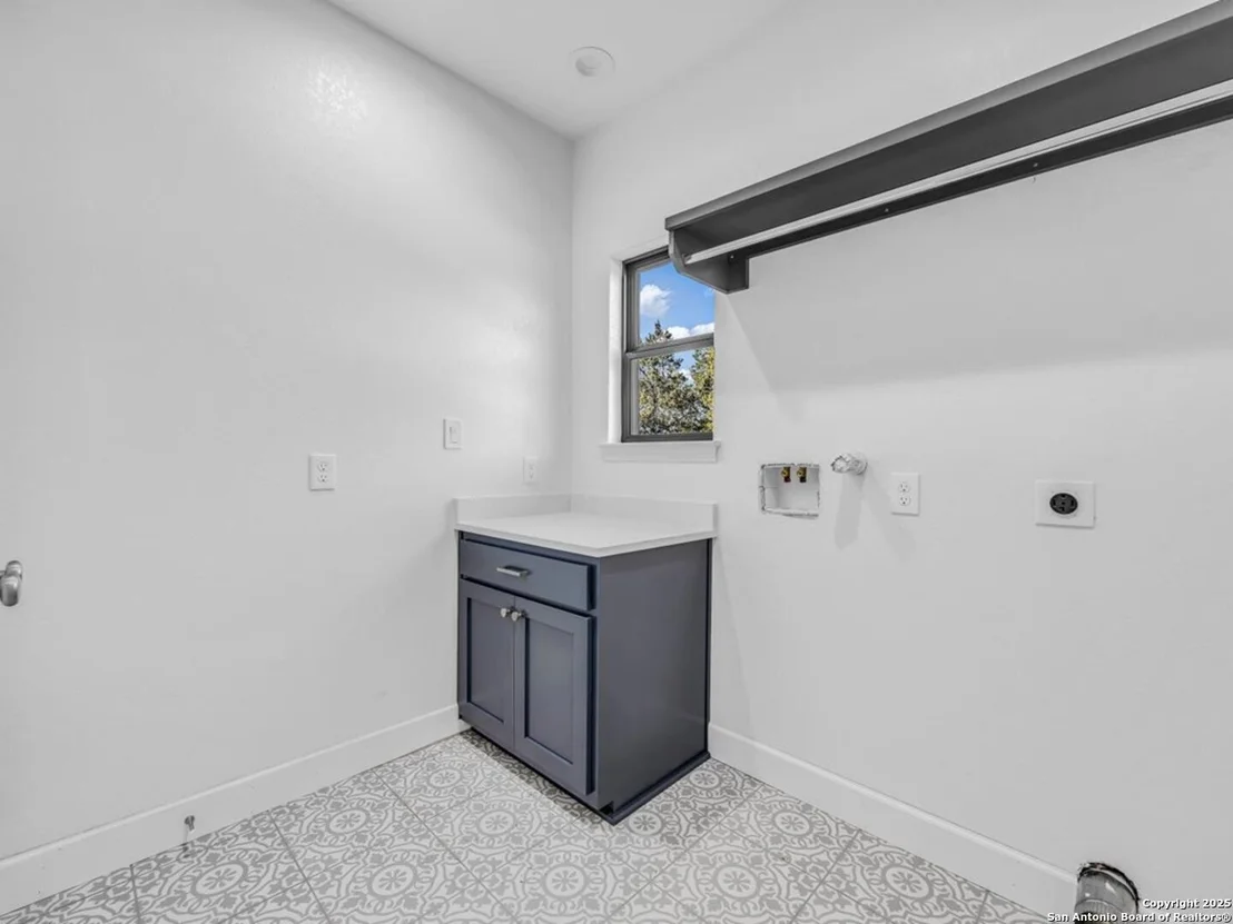 Photo of 241 Toucan Drive