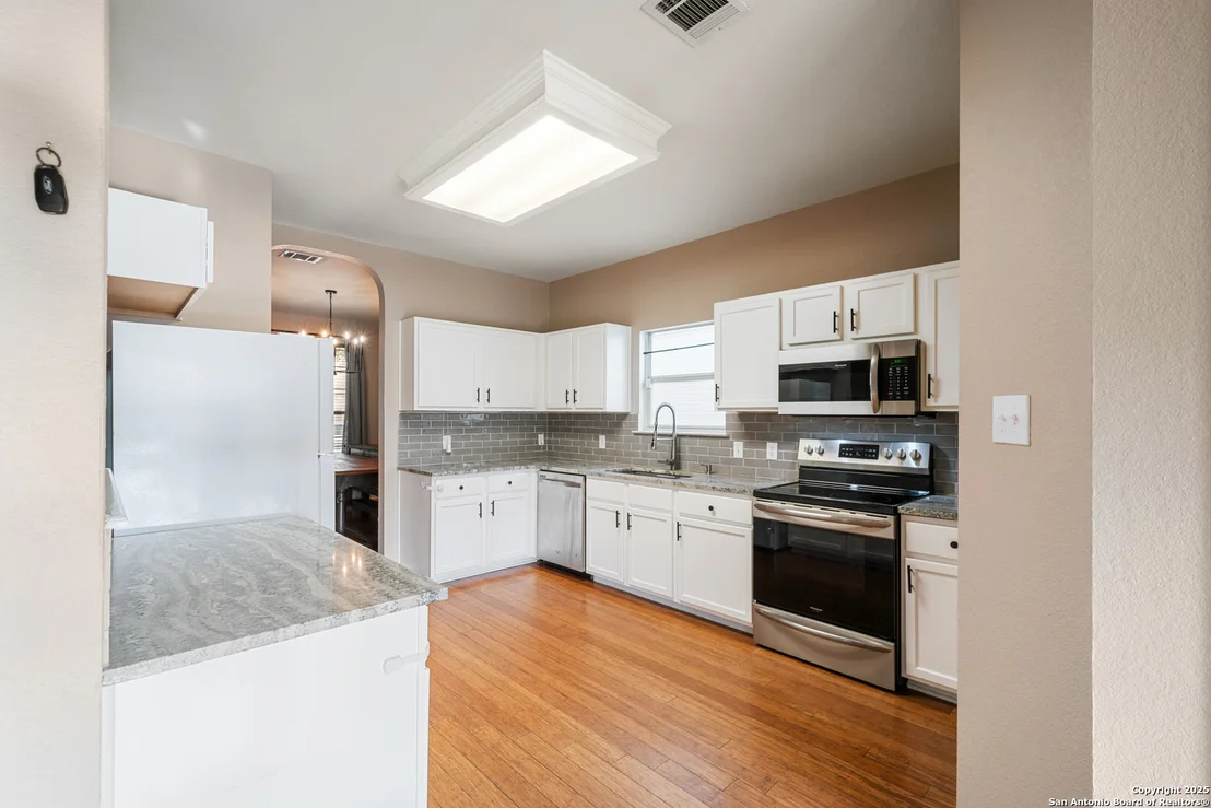 Photo of 112 KITTY HAWK RUN