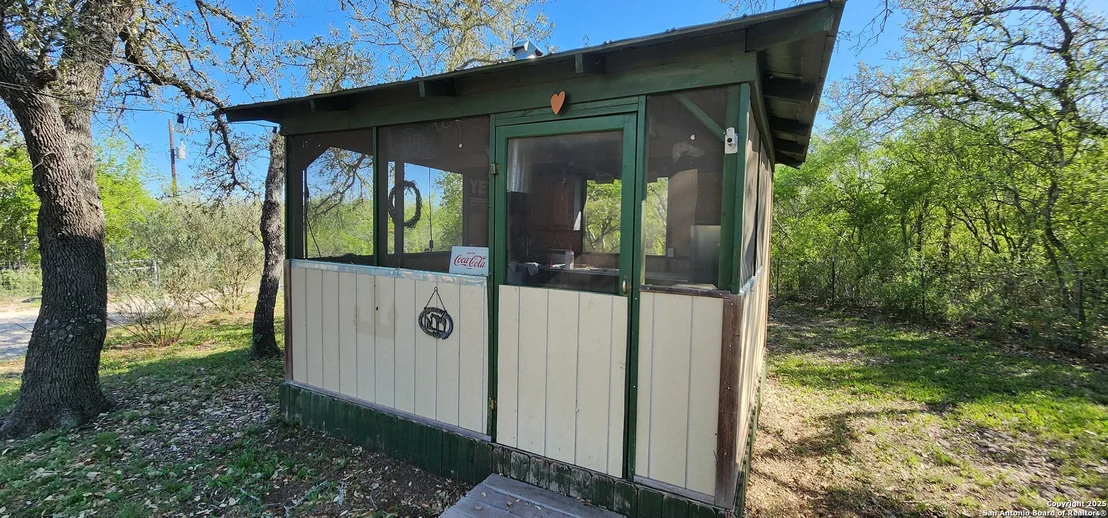 Photo of 350 County Road 574