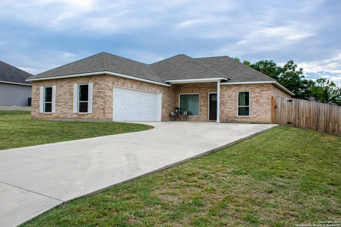 Photo of 312 Crownhill Dr.
