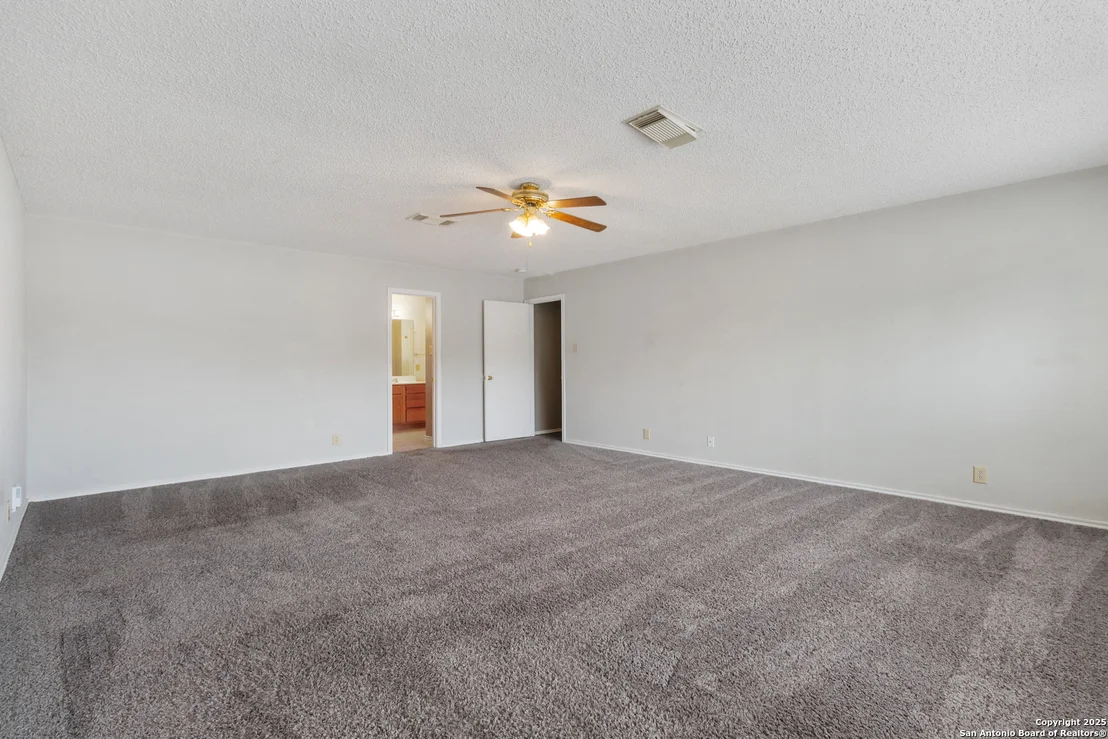 Photo of 8310 BORDER RIDGE DR