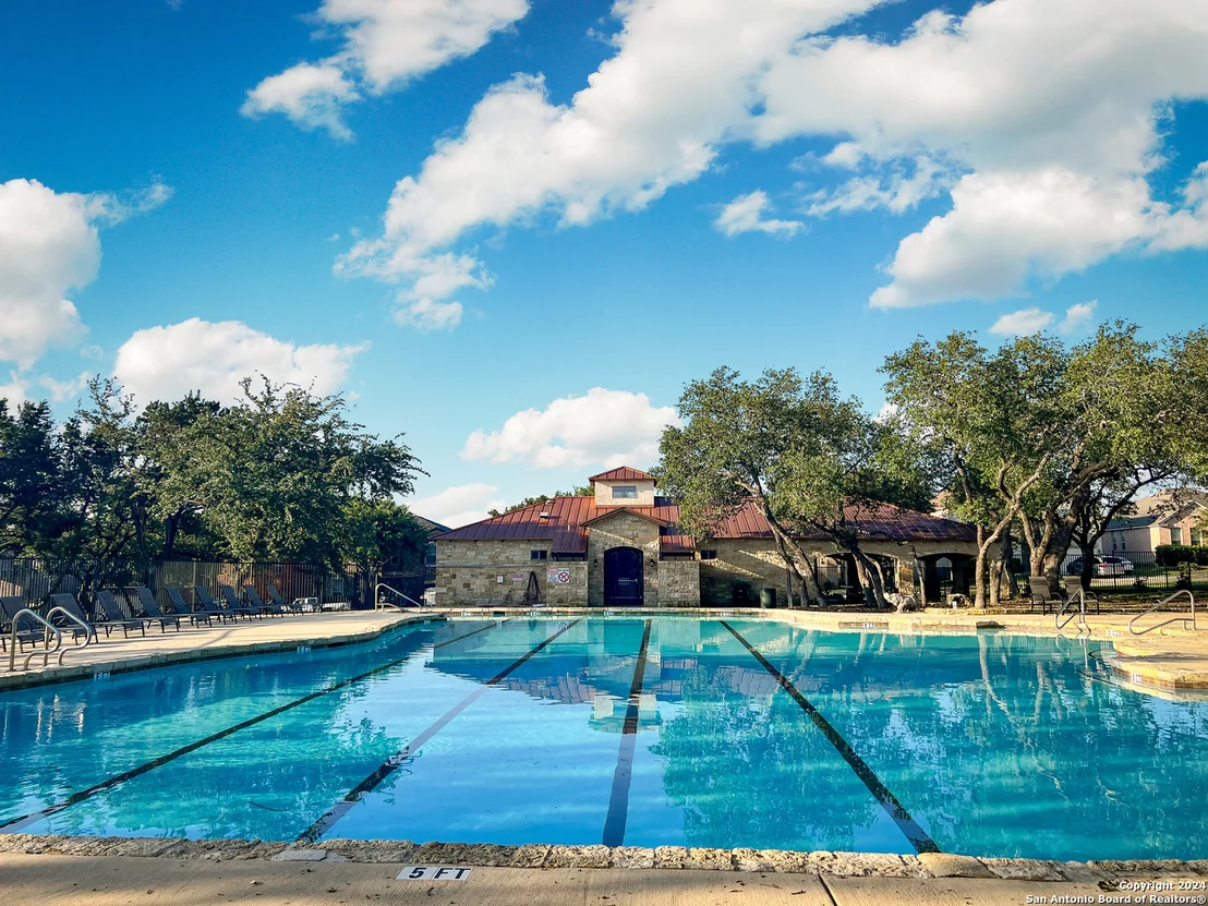 Photo of 20219 HILLBROOK PARK