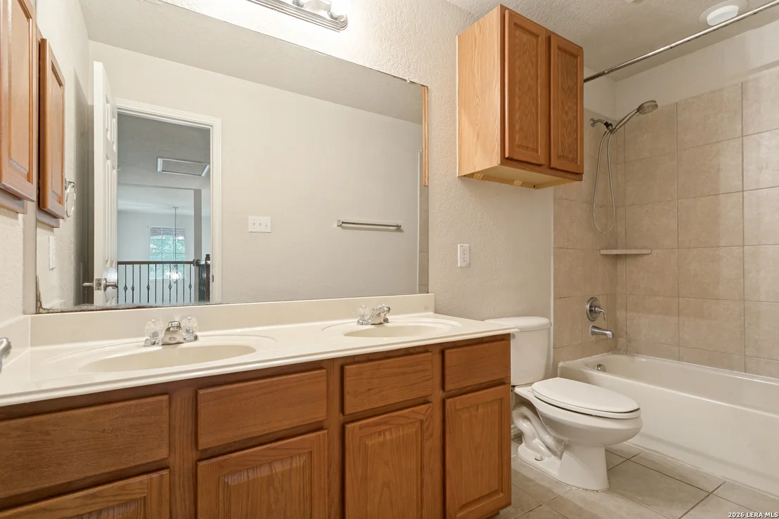 Photo of 404 CIRCLE STAR RD