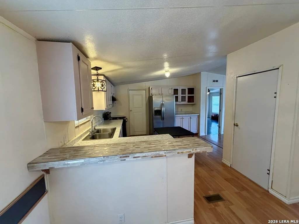 Photo of 3891 Cross Creek Dr