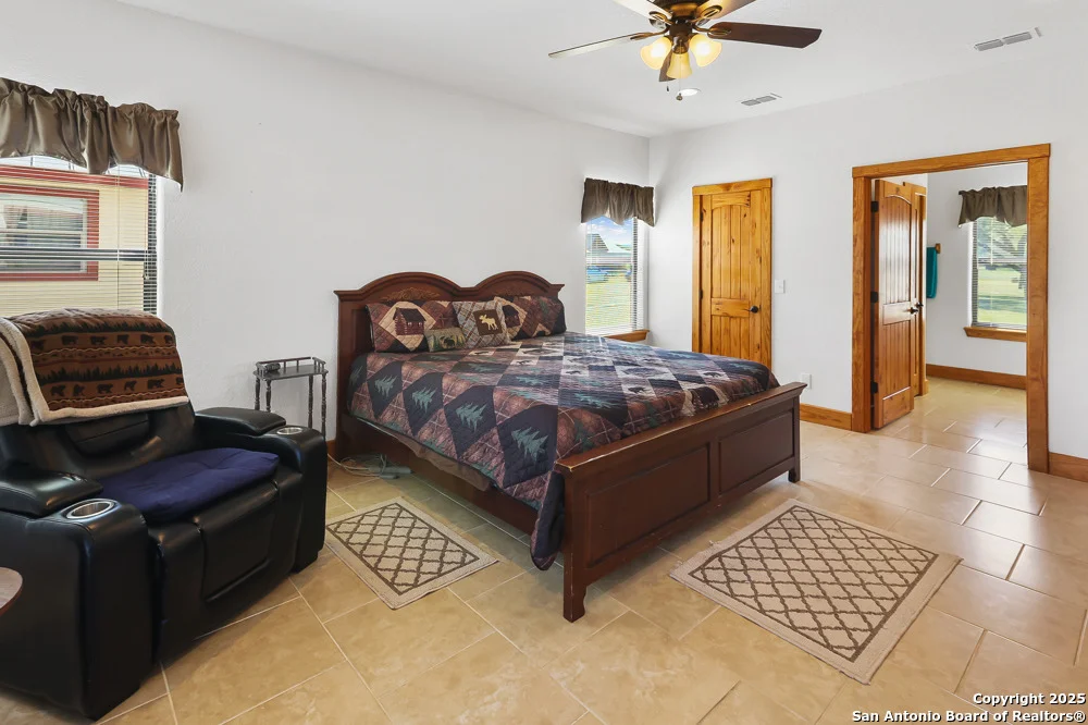 Photo of 867 RIVERTREE RD