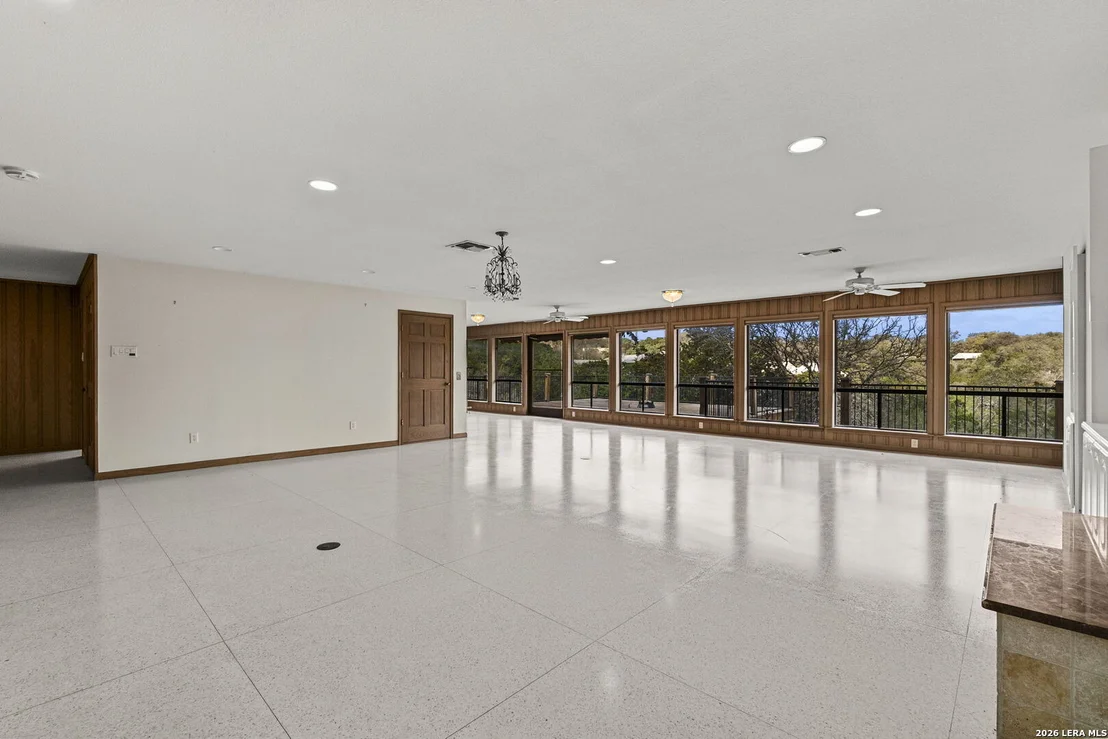 Photo of 85 Mission