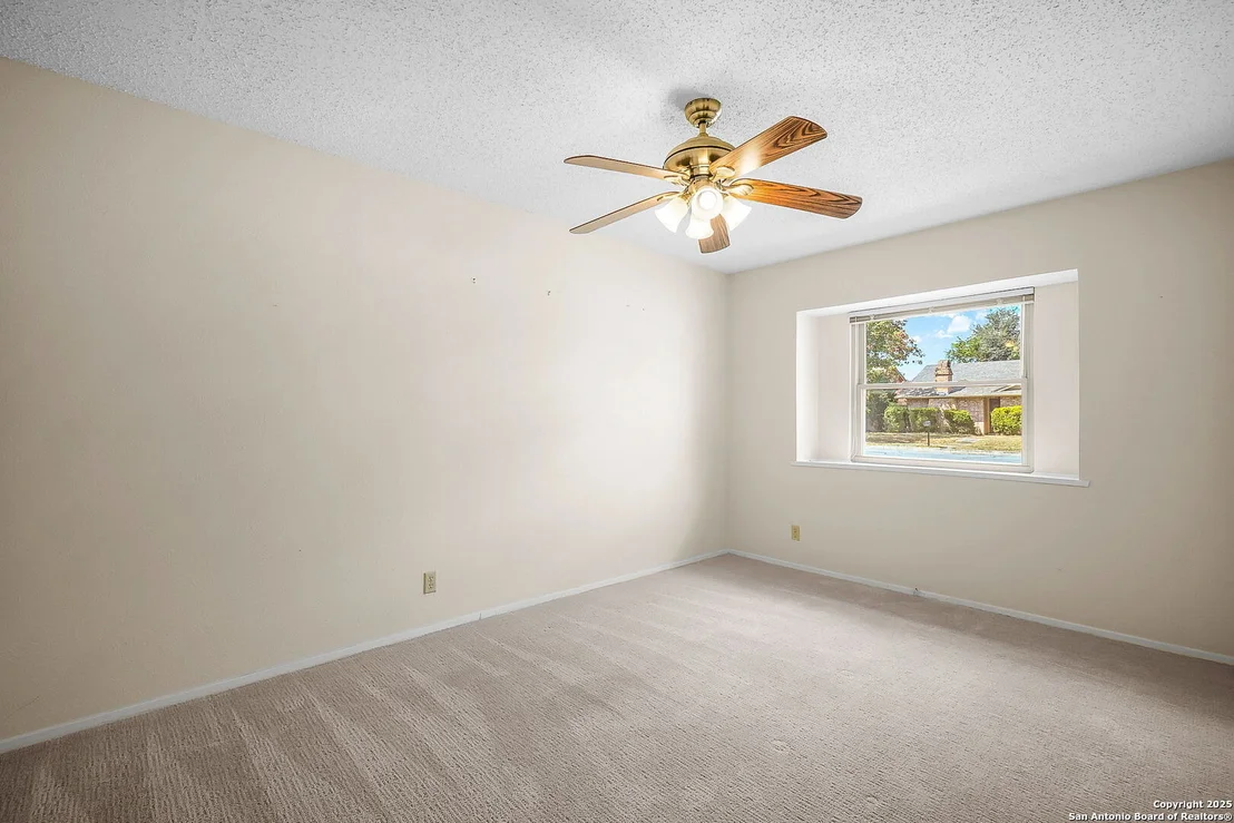 Photo of 130 Meadowland