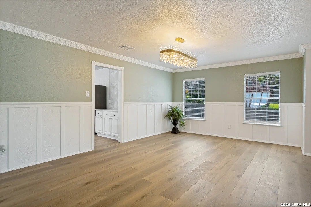 Photo of 8602 Ledgeside