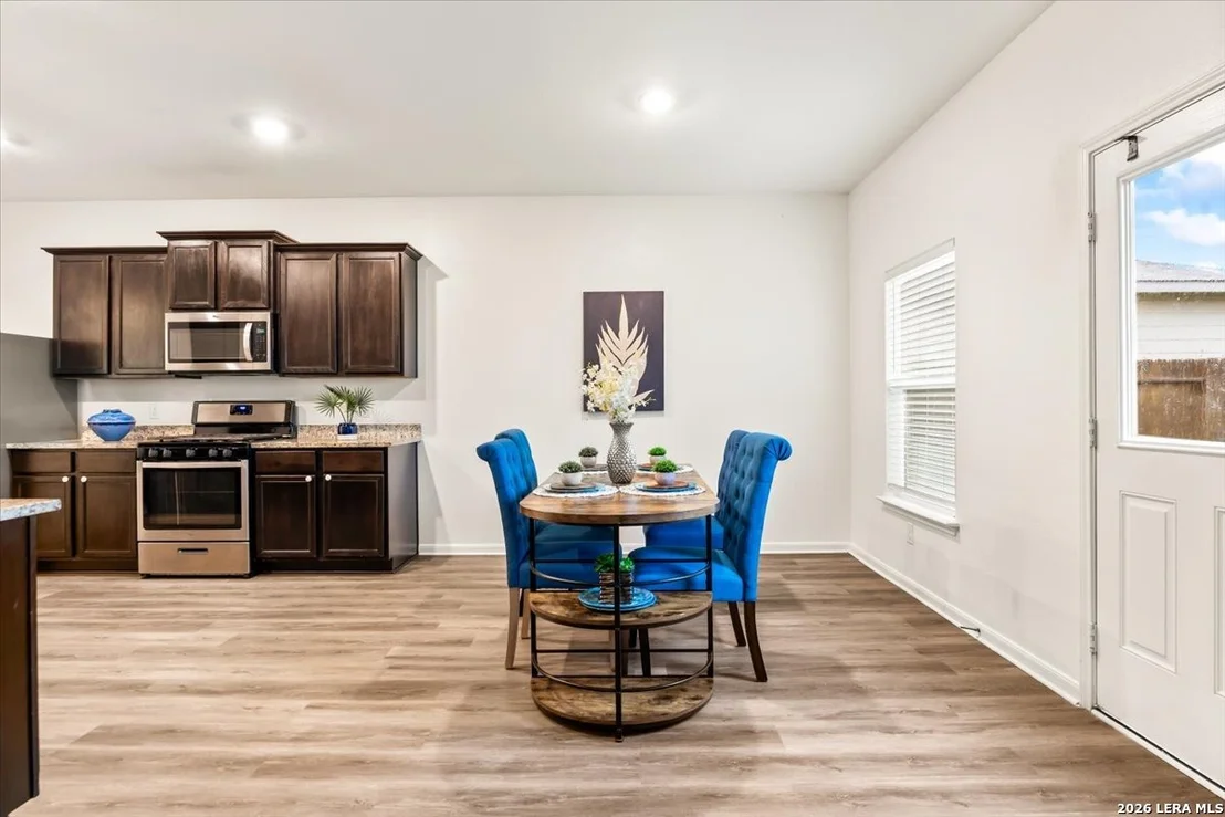 Photo of 3947 Trail De Paris