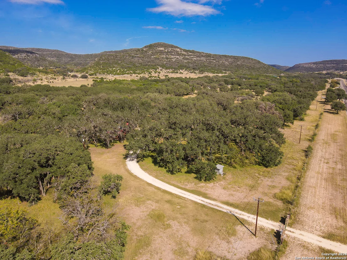 Photo of 4695 us highway 83