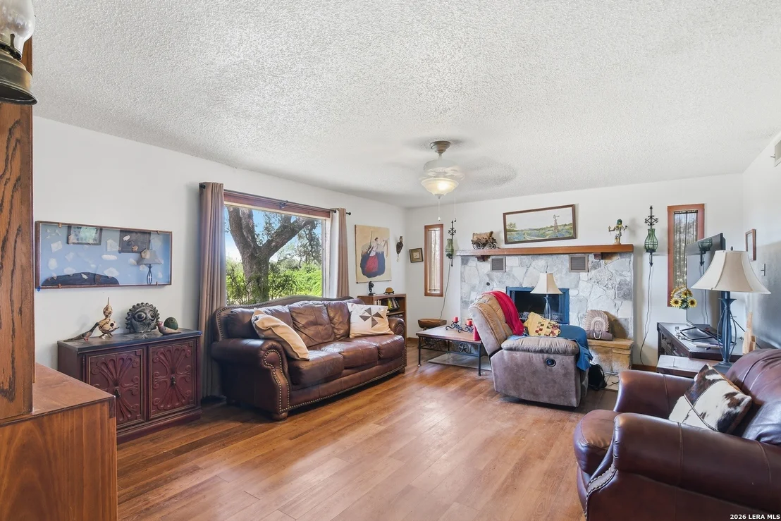 Photo of 383 County Road 404