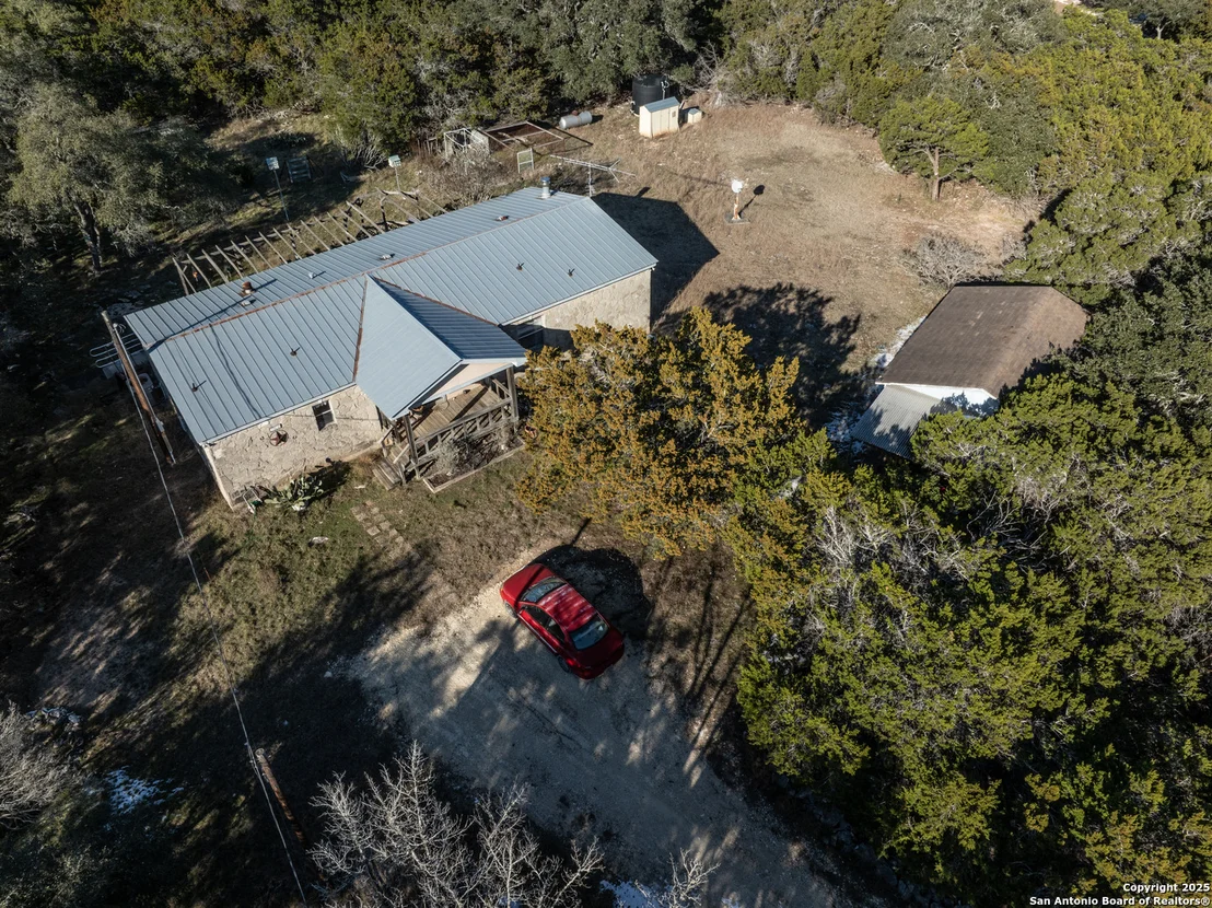 Photo of 108 LIVE OAK PASS